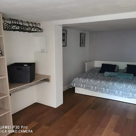 Maison chaleureuse avec jardin et cheminée Hébergement de vacances Meriel